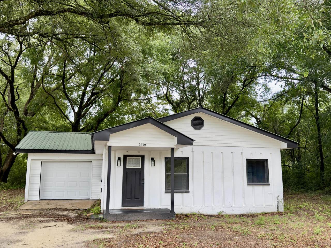 5410 Malcolm Tucker Avenue - Photo 1
