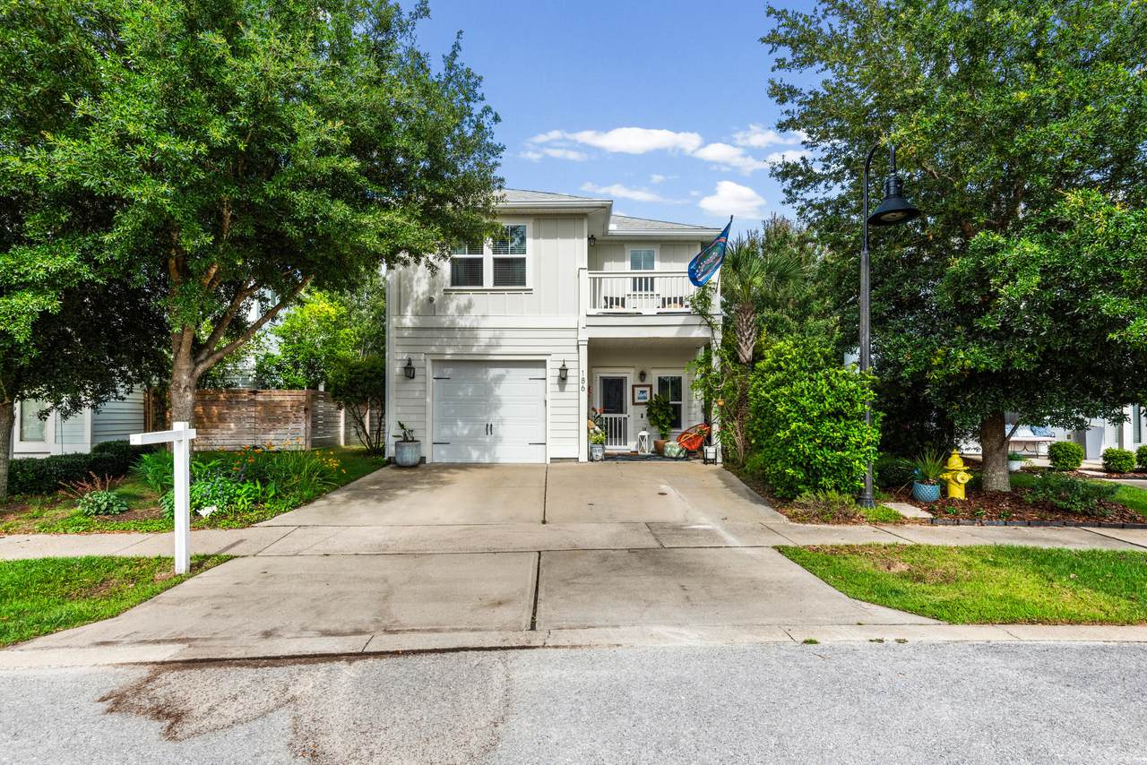 186 Montclair Avenue - Photo 1