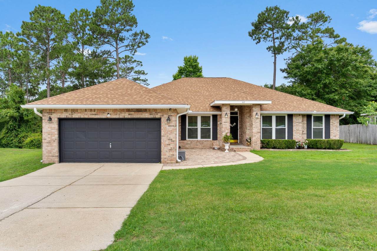 107 Strike Eagle Drive - Photo 1
