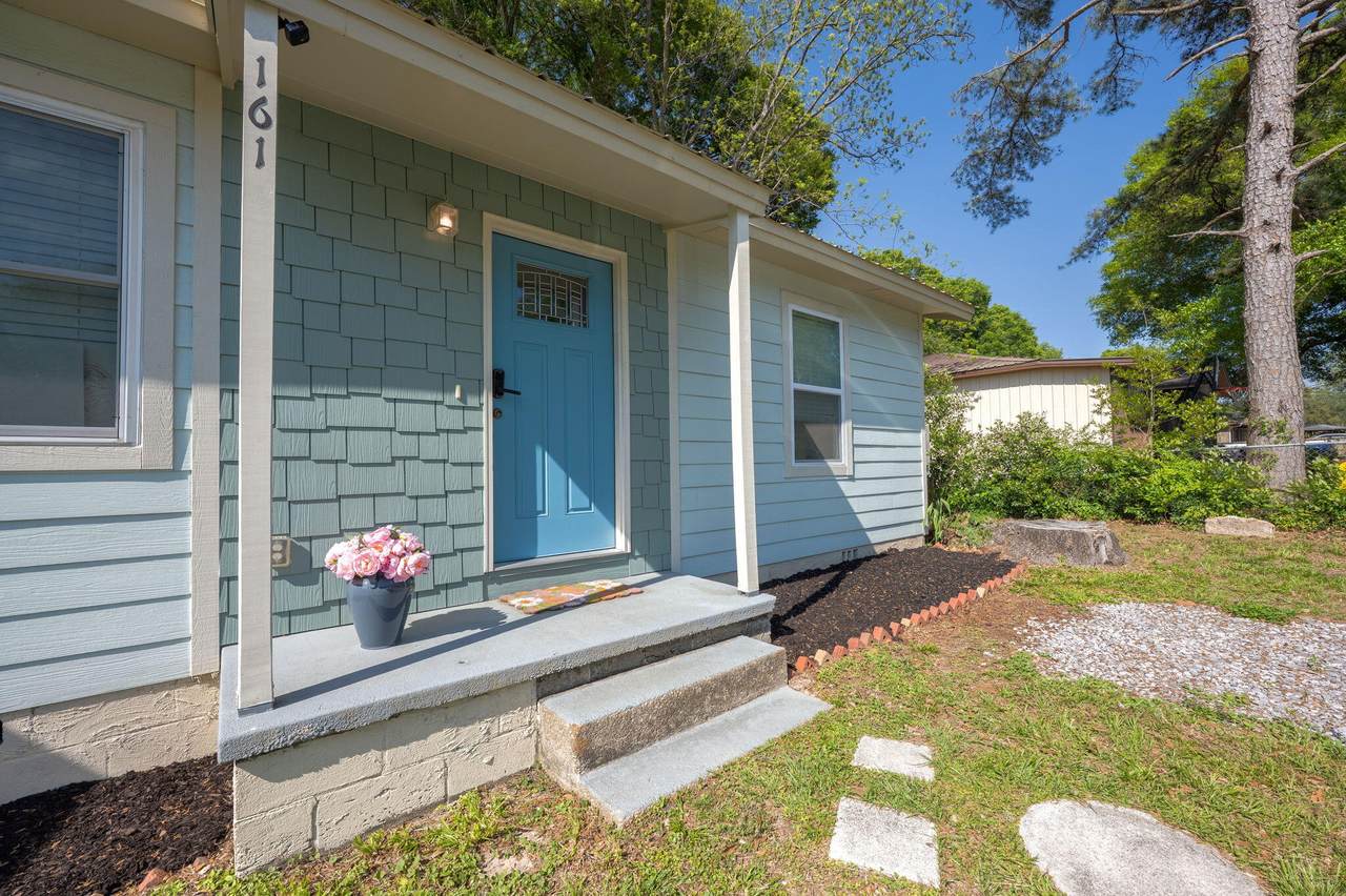 161 North Avenue - Photo 1