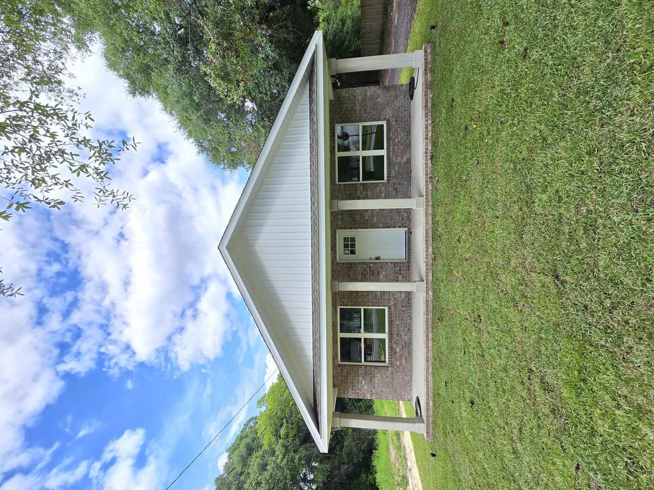 523 Brackin Street - Photo 1