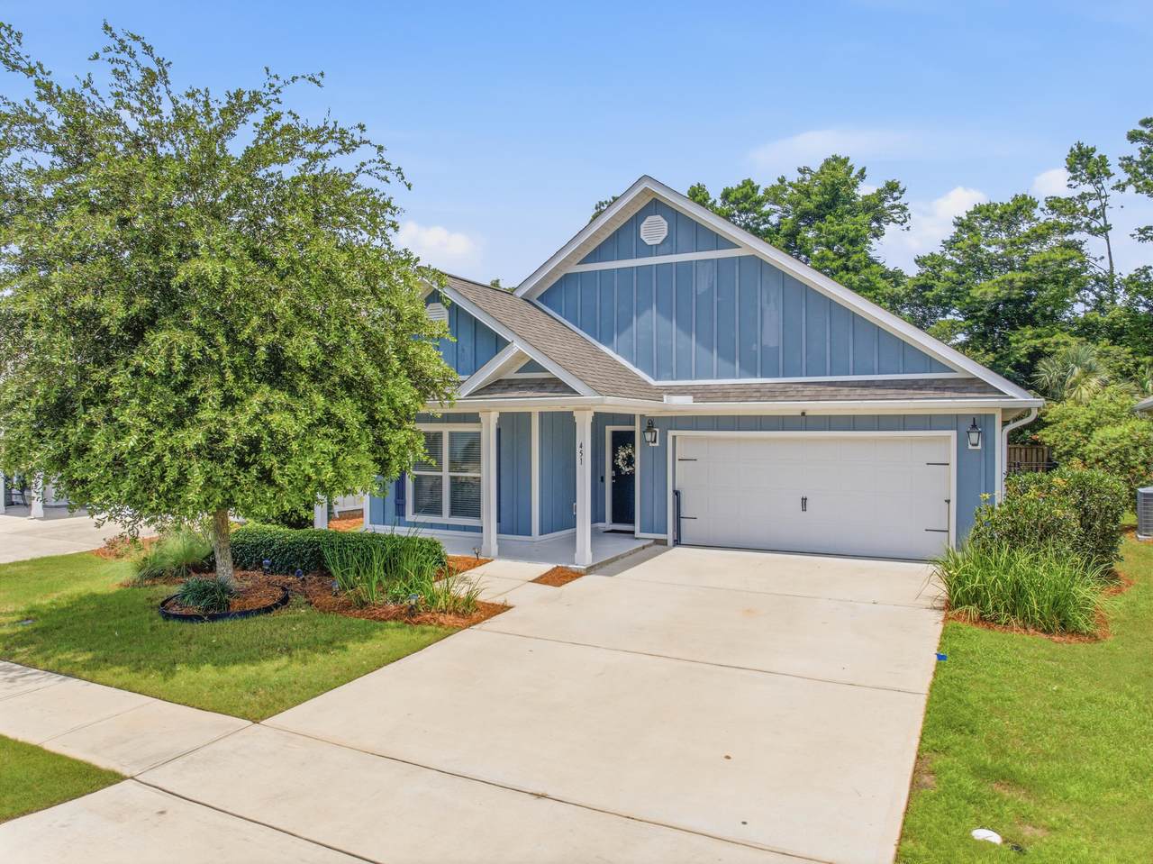 451 Lightning Bug Lane - Photo 1