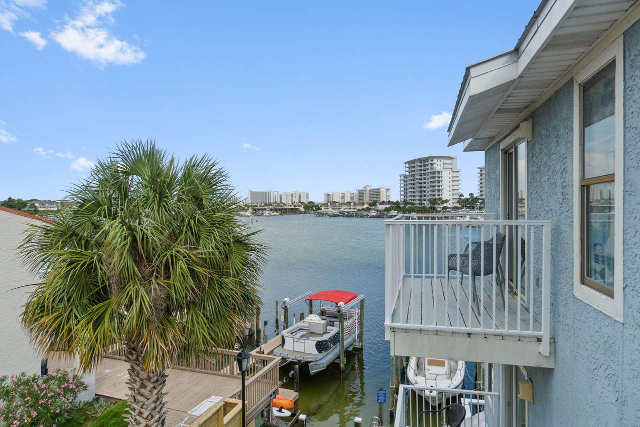 22 Moreno Point Road - Photo 1