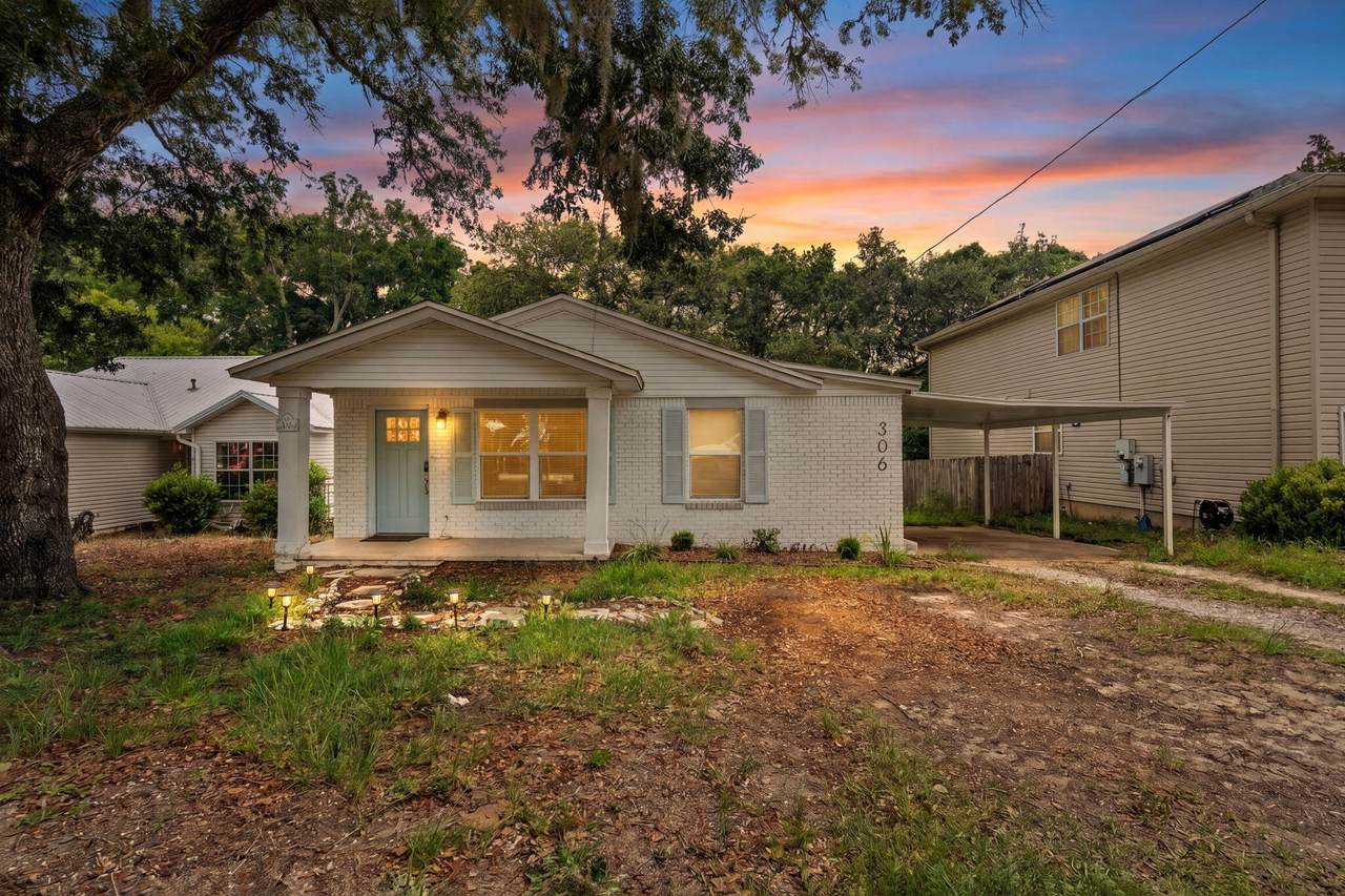 306 Florida Street - Photo 1