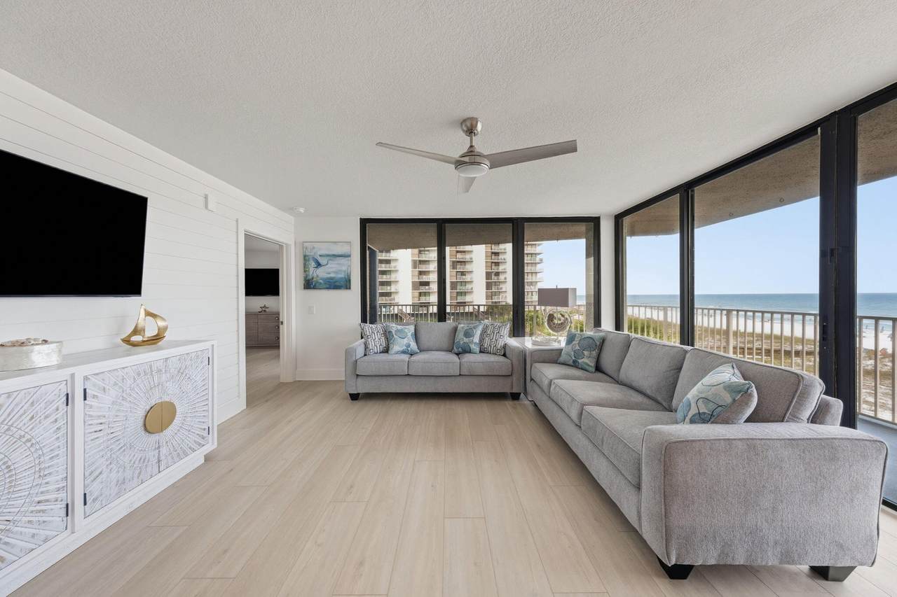 114 Mainsail Drive - Photo 1