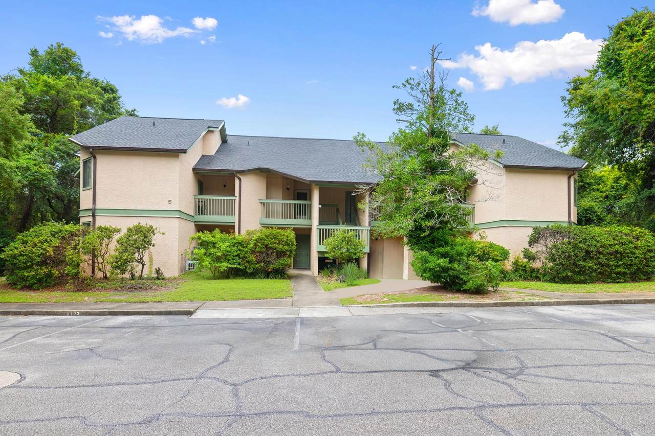 55 Bay Drive - Photo 1