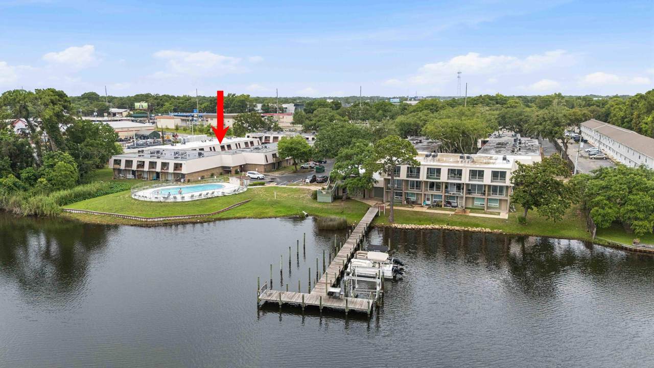 210 Pelham Road - Photo 1