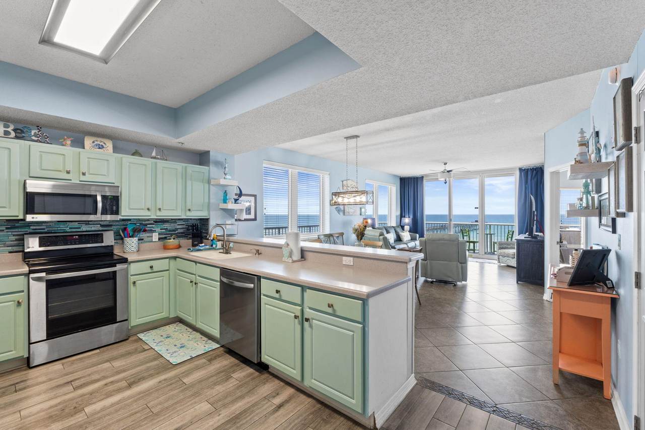 8575 Gulf Boulevard - Photo 1