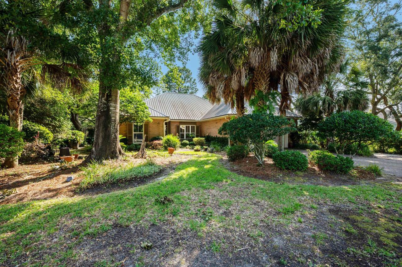 109 Bermuda Way - Photo 1