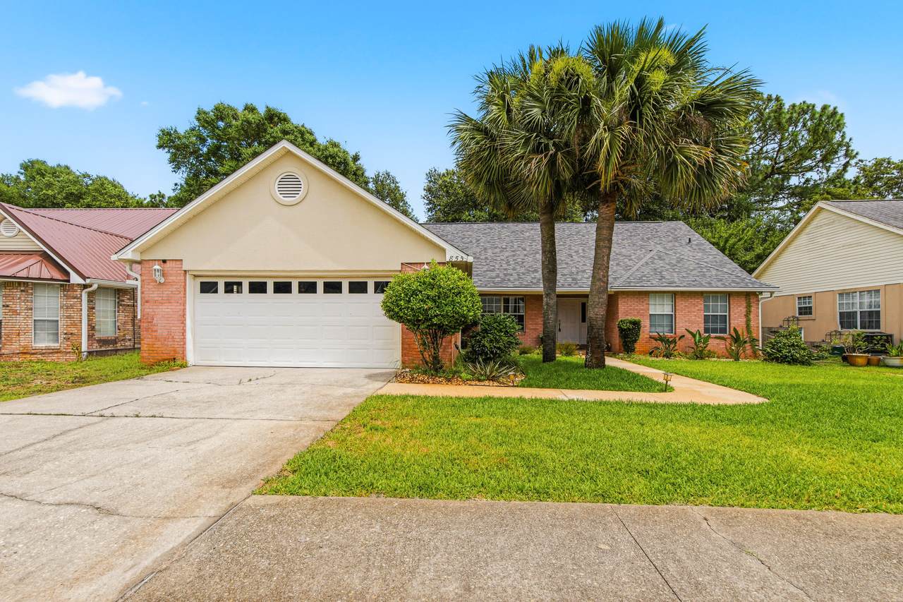 855 Mande Court - Photo 1