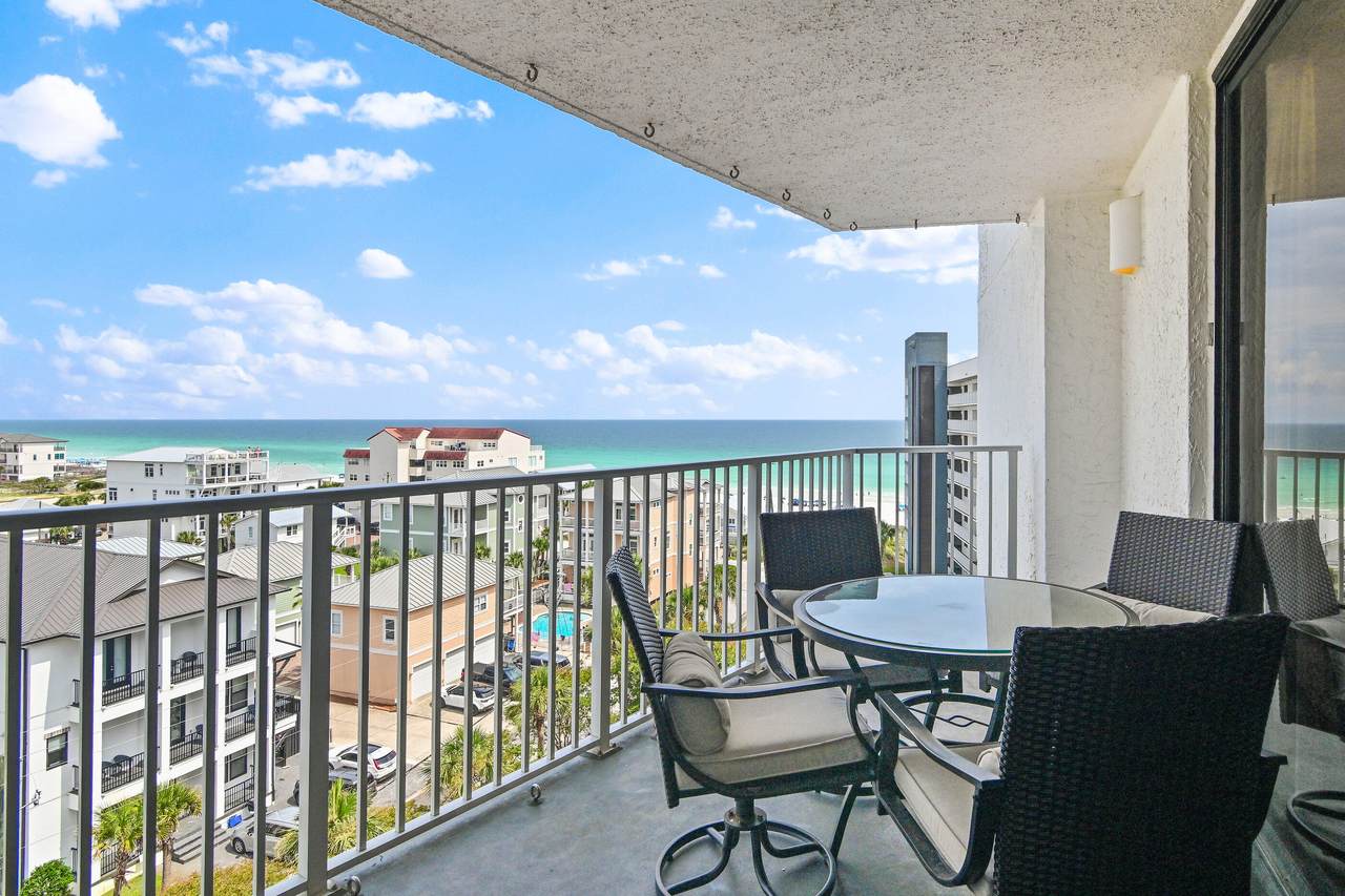 114 Mainsail Drive - Photo 1