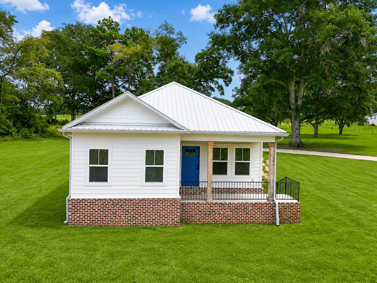 928 Cypress Street - Photo 1