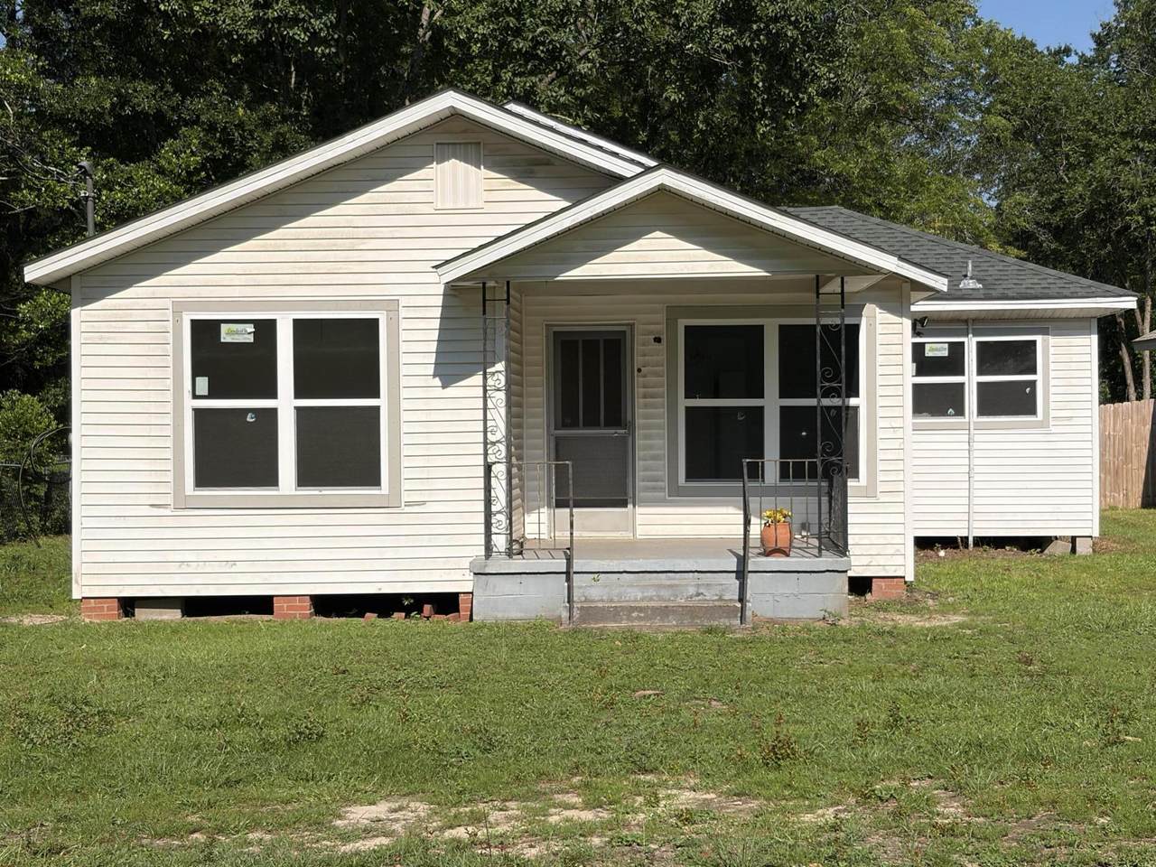 1346 Pearl Street - Photo 1