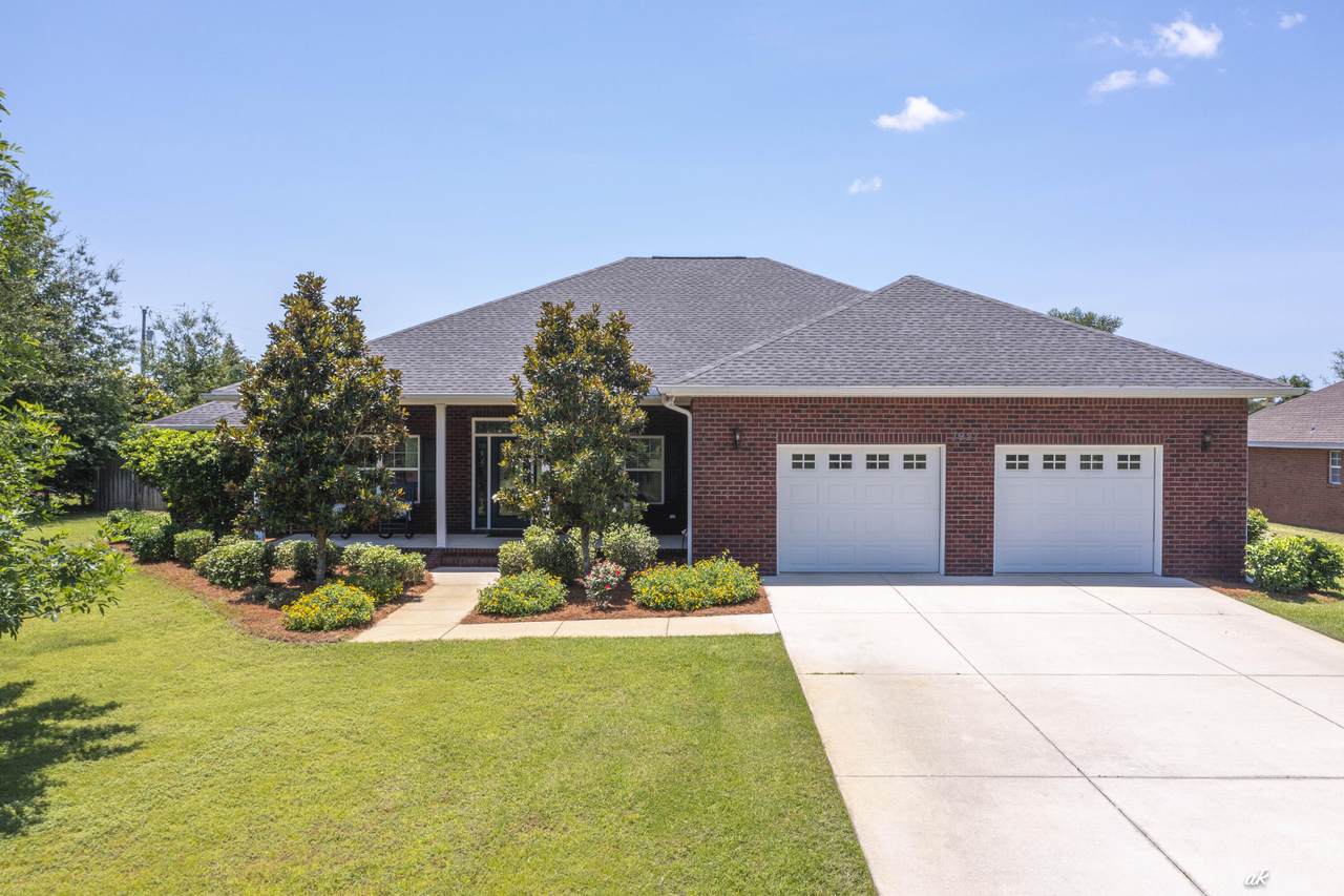 7927 High Point Road - Photo 1