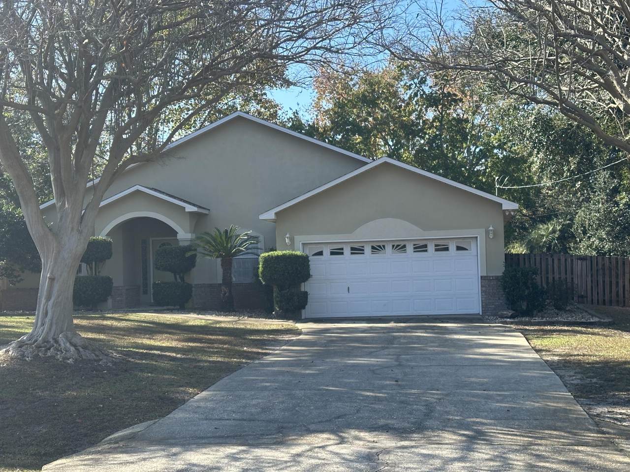 1933 Sparrow Lane - Photo 1