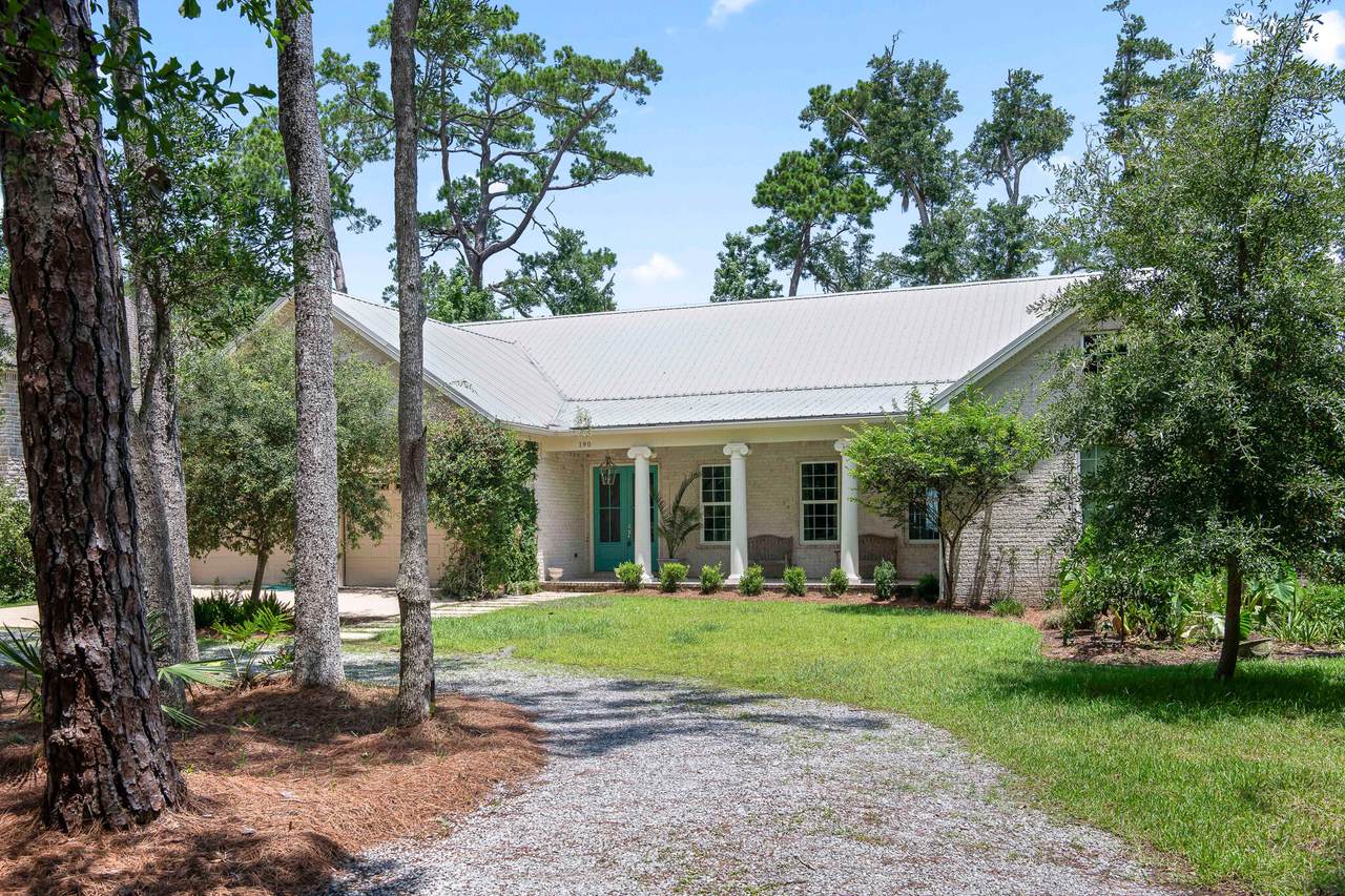 190 Bay Trace - Photo 1