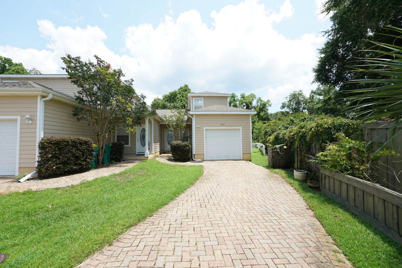 507 31st Street - Photo 1
