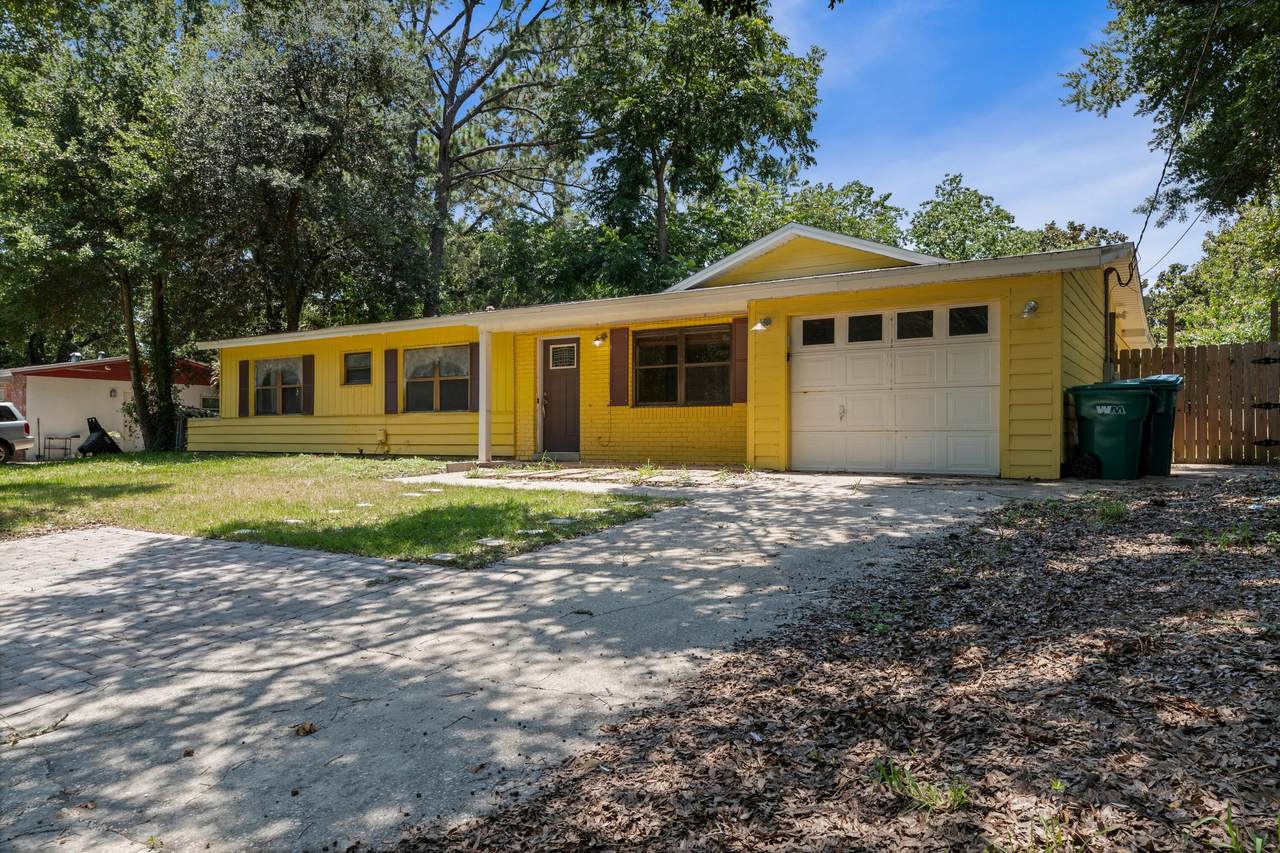271 Anderson Drive - Photo 1