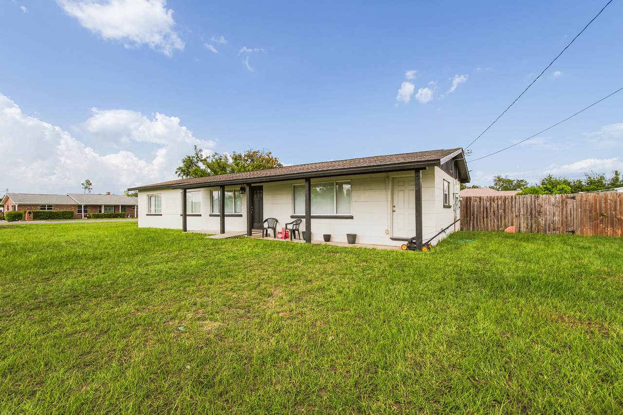 176 Anita Drive - Photo 1