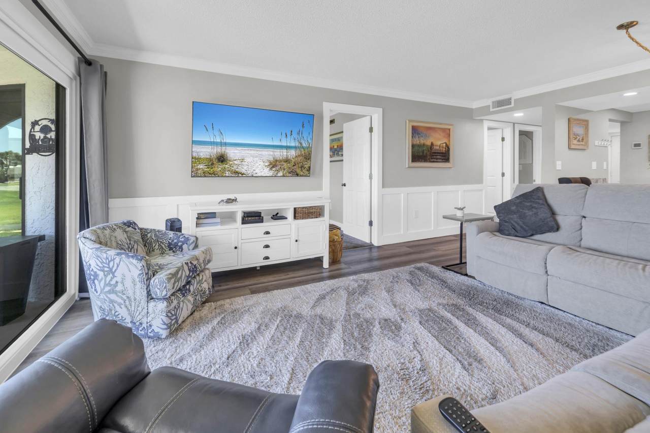 520 Richard Jackson Boulevard - Photo 1