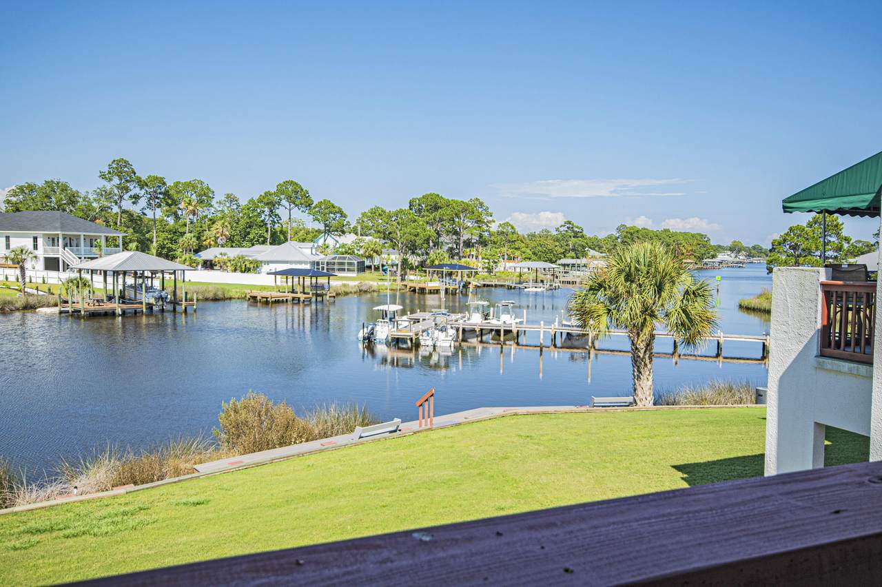 8730 Thomas Drive - Photo 1