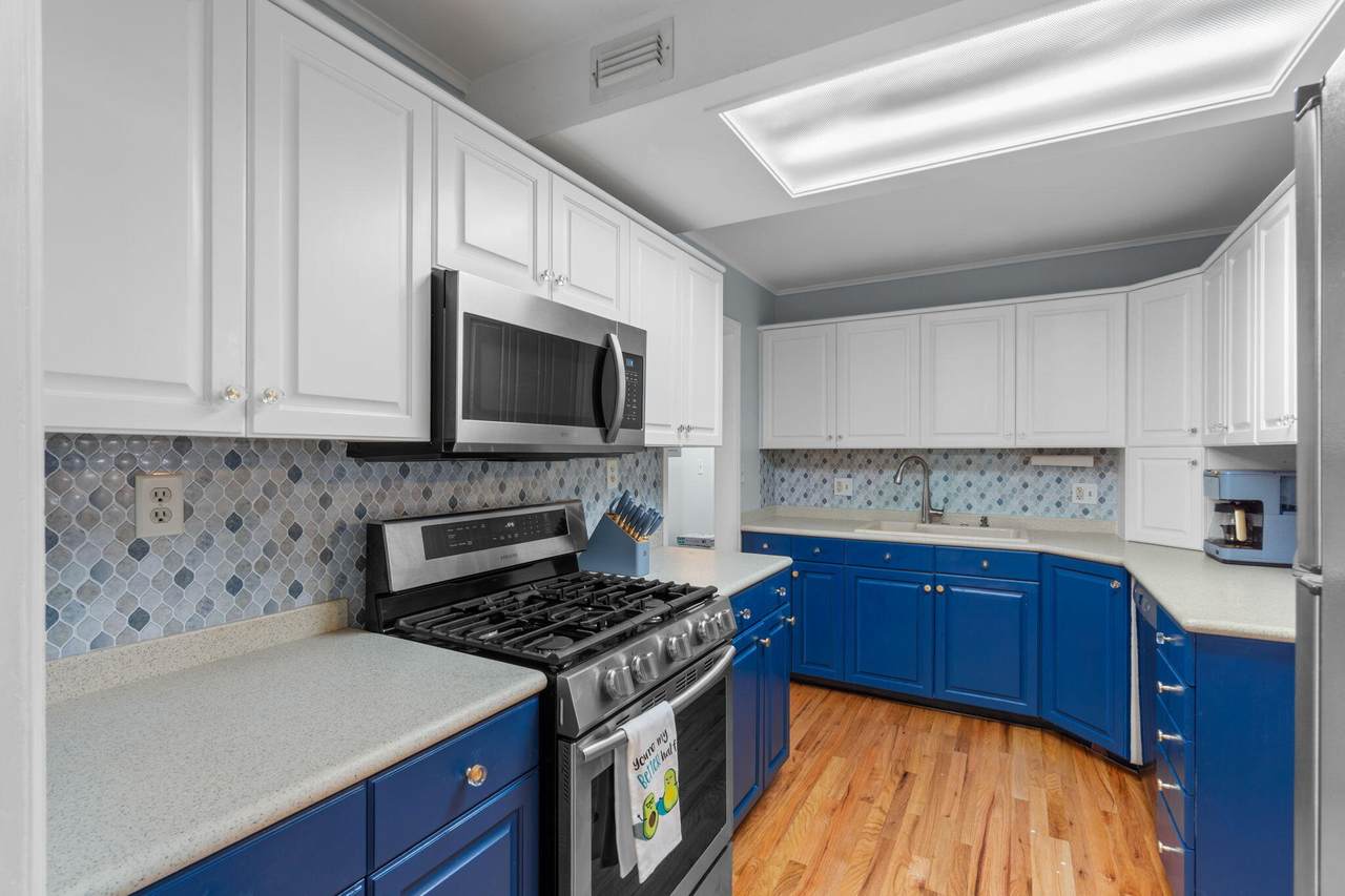 218 Katherine Place - Photo 1
