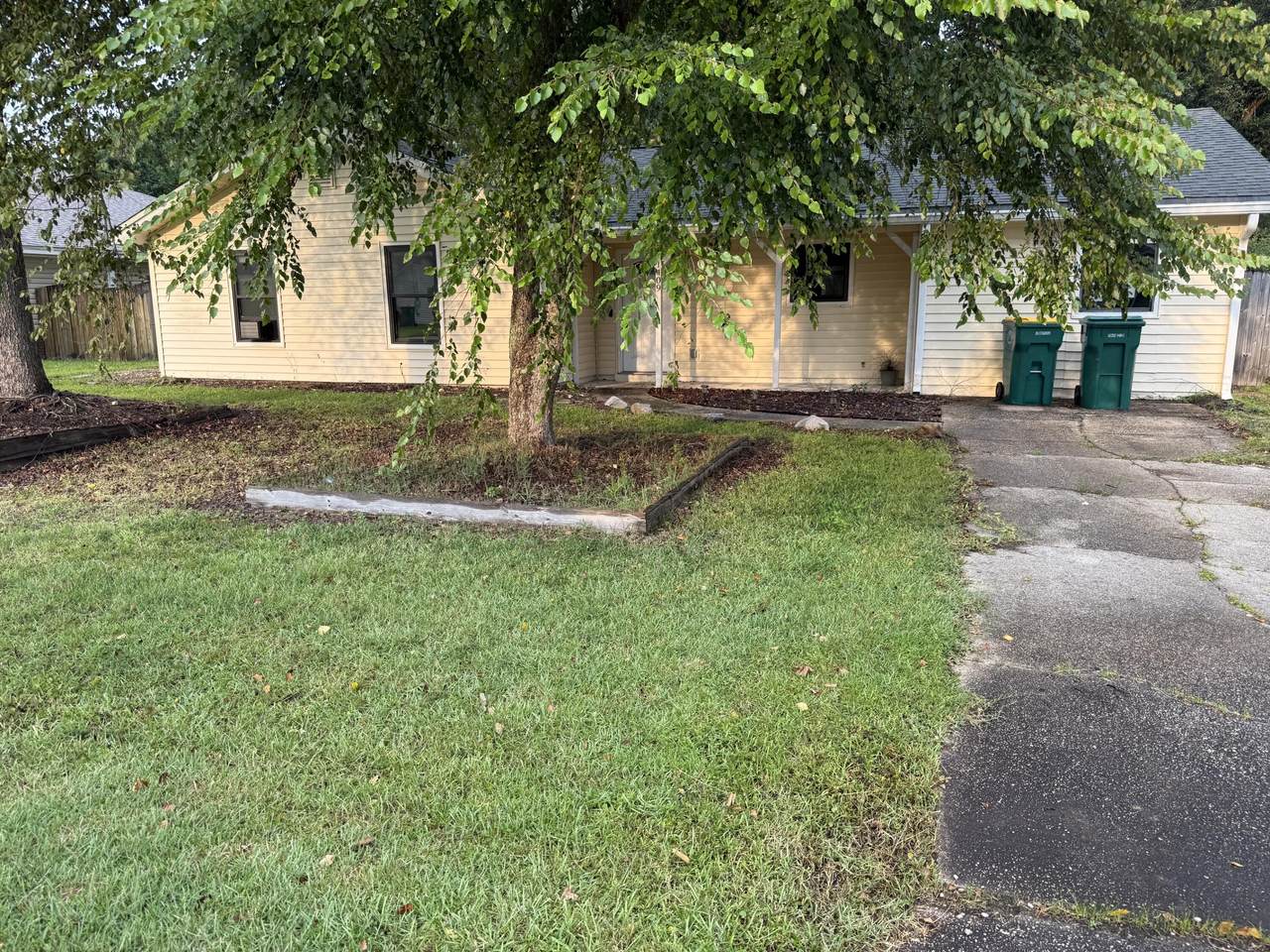1409 Mixon Drive - Photo 1
