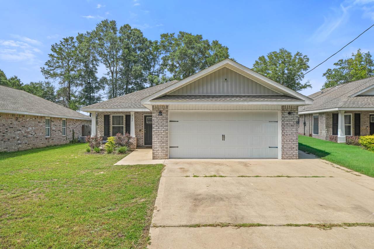 3152 Maple Street - Photo 1