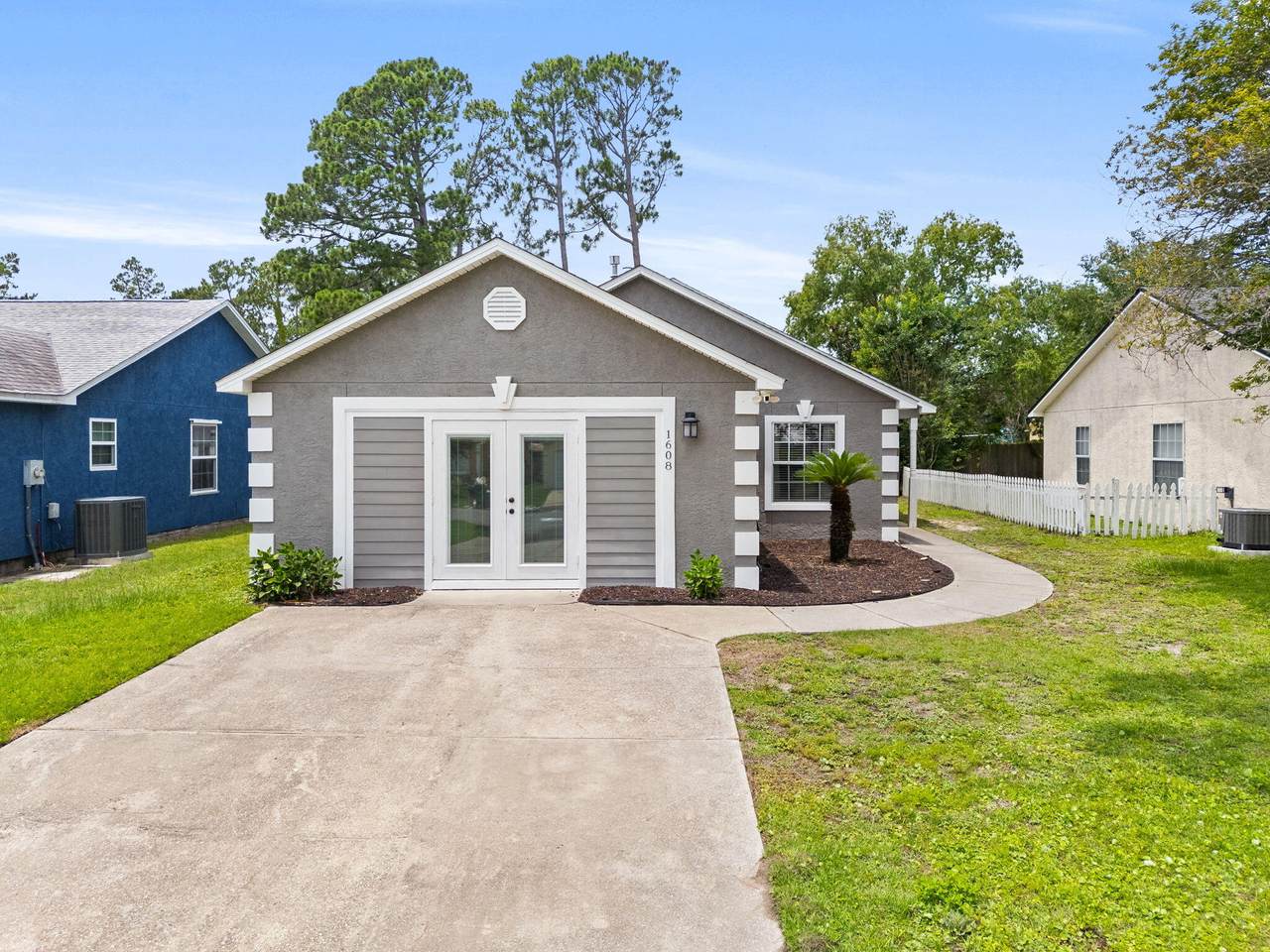 1608 Vecuna Circle - Photo 1