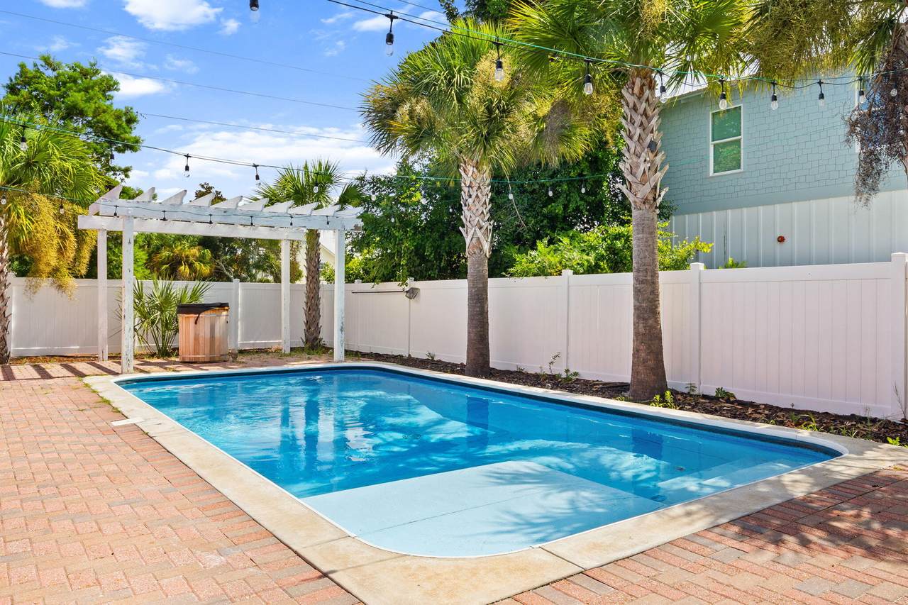 4571 Luke Avenue - Photo 1