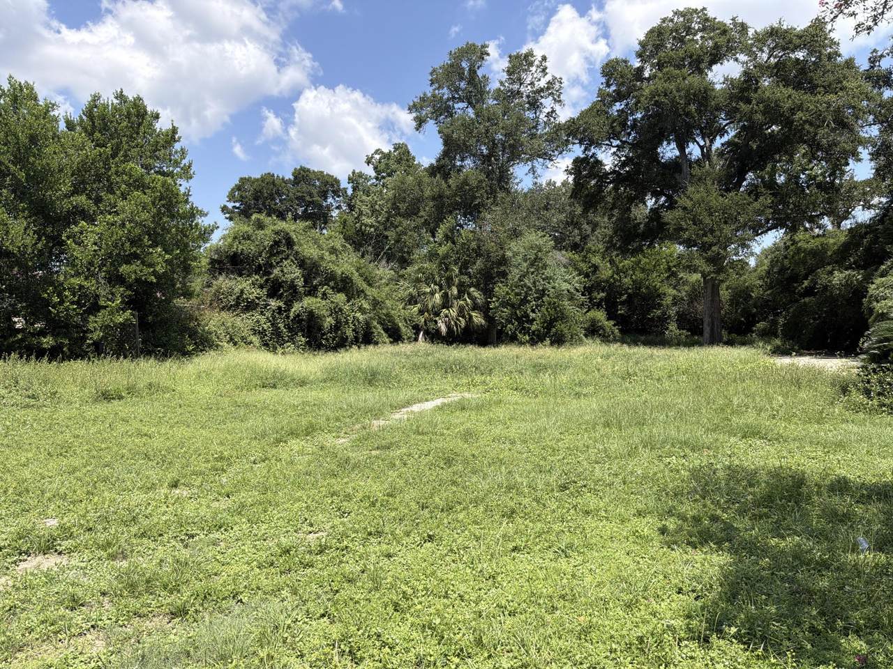 1308 Wilson Avenue - Photo 1