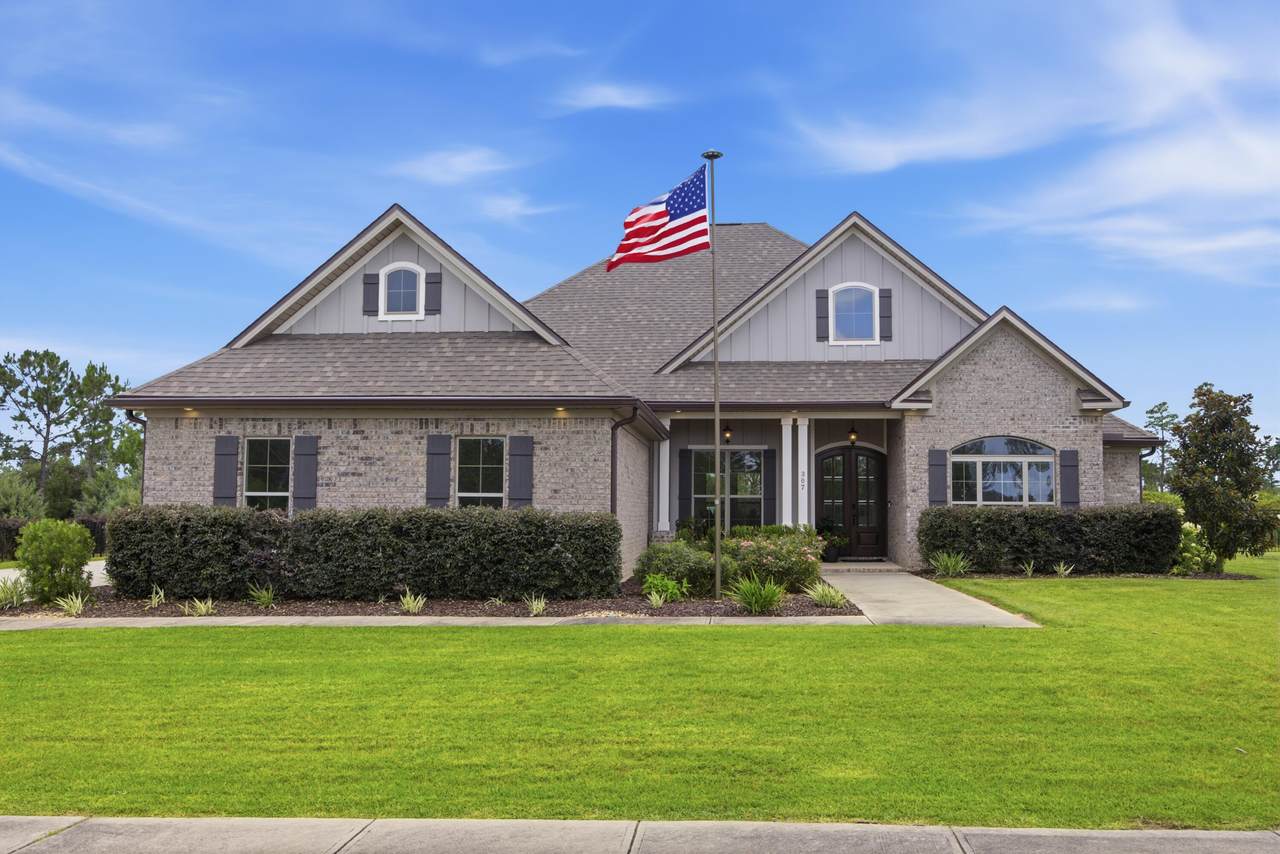 307 Coastal Breeze Drive - Photo 1