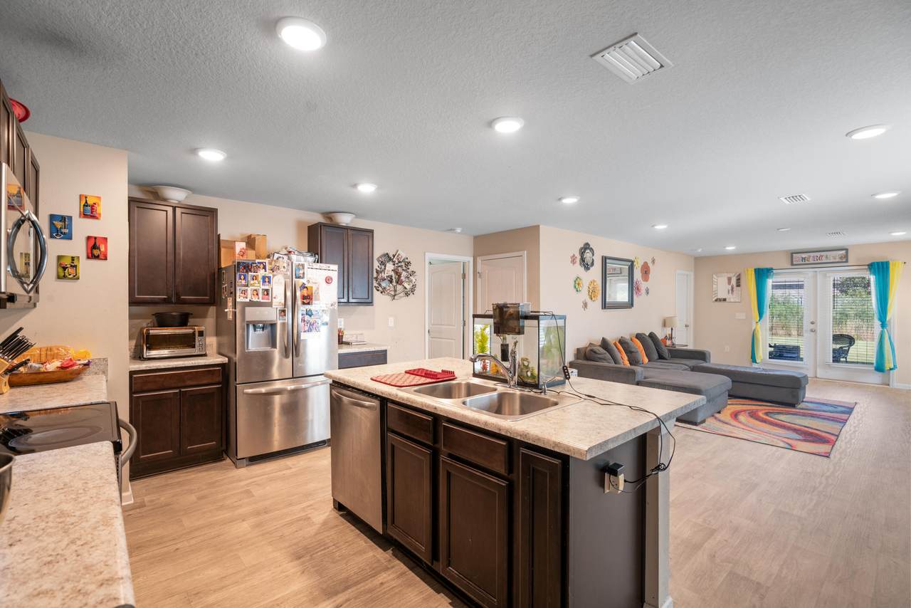 669 Earl Godwin Road - Photo 1