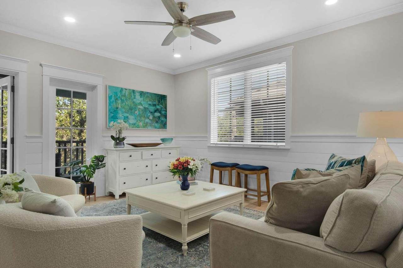 108 Georgetown Avenue - Photo 1