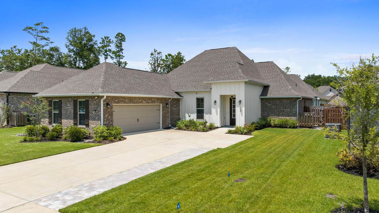 148 Flora Lane - Photo 1