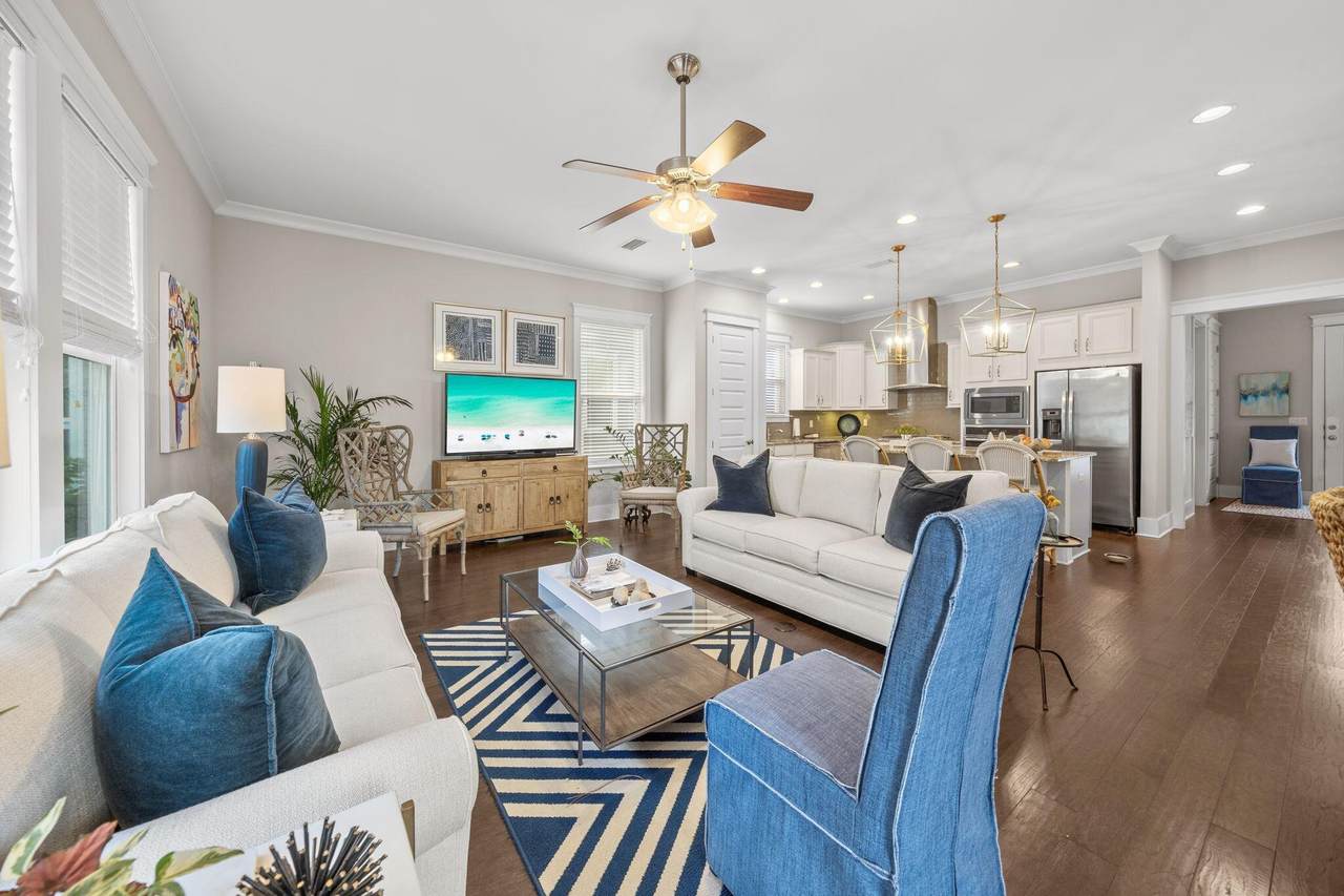 442 Gulfview Circle - Photo 1