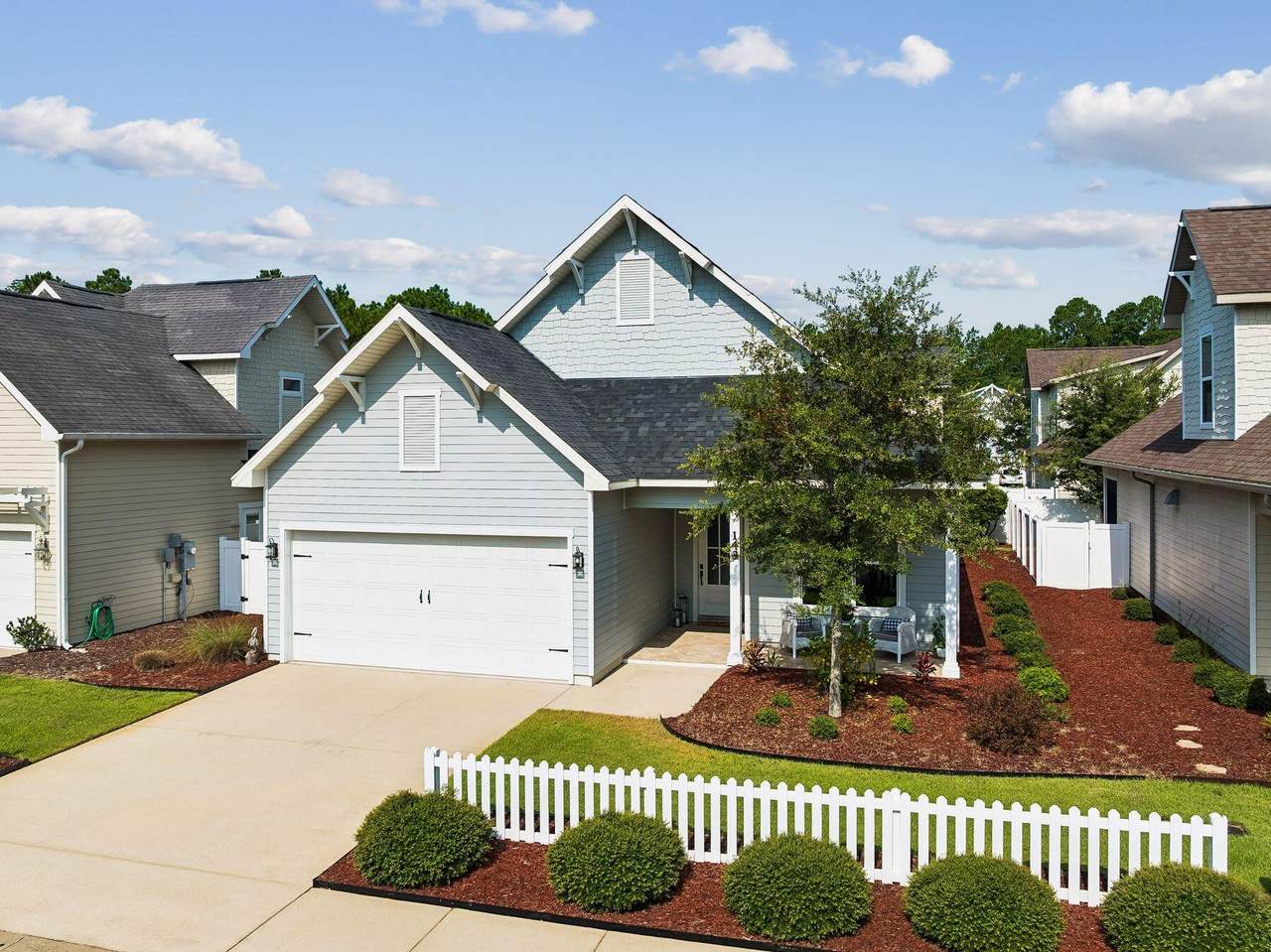 143 Blakely Drew Boulevard - Photo 1