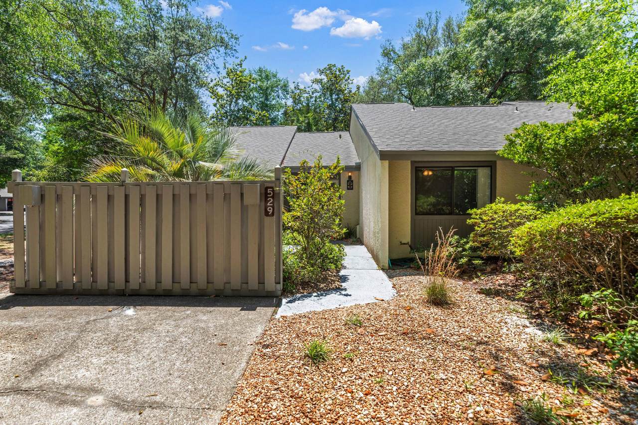 1000 Bay Drive - Photo 1