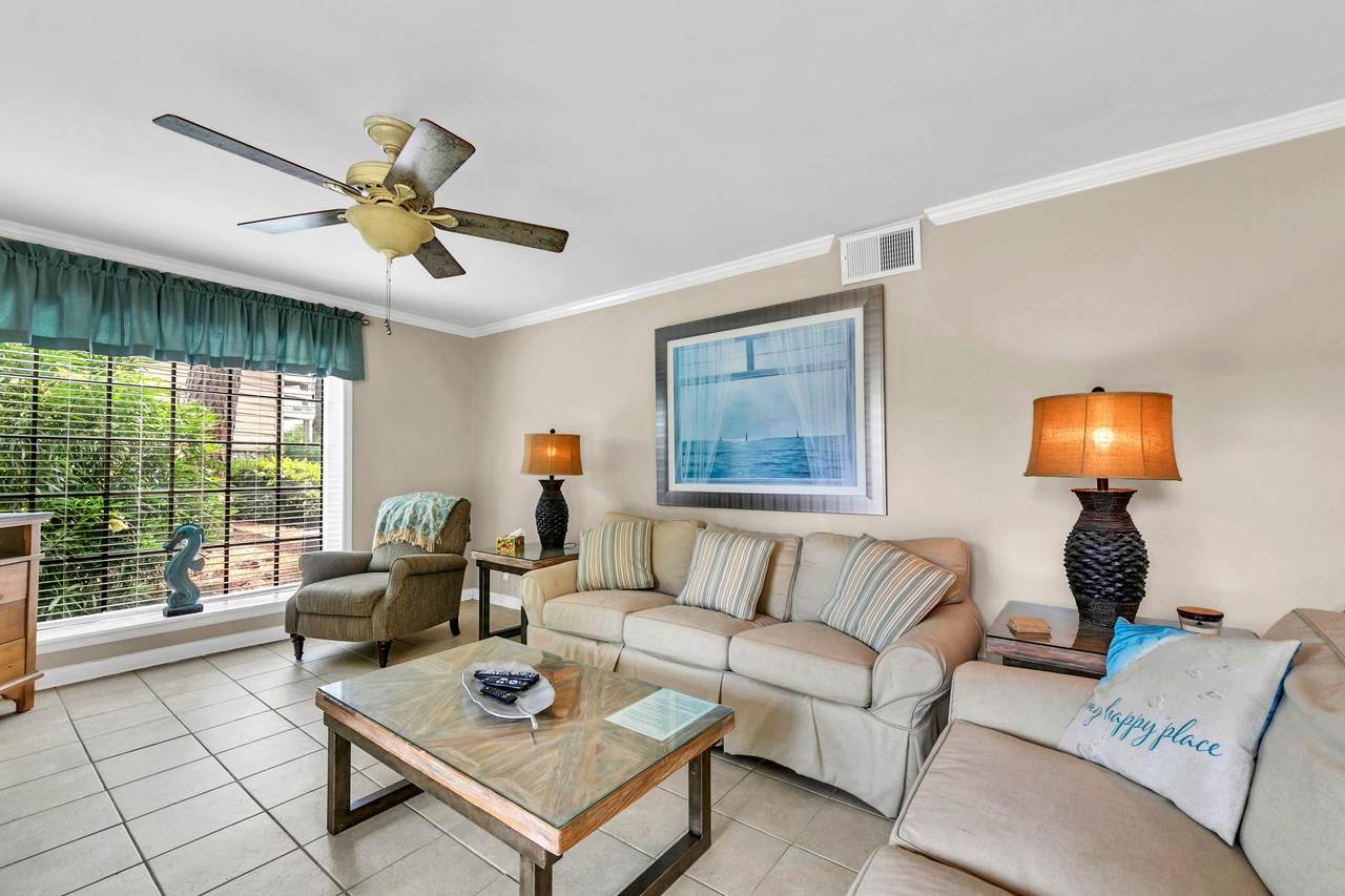 220 Driftwood Bay Drive - Photo 1