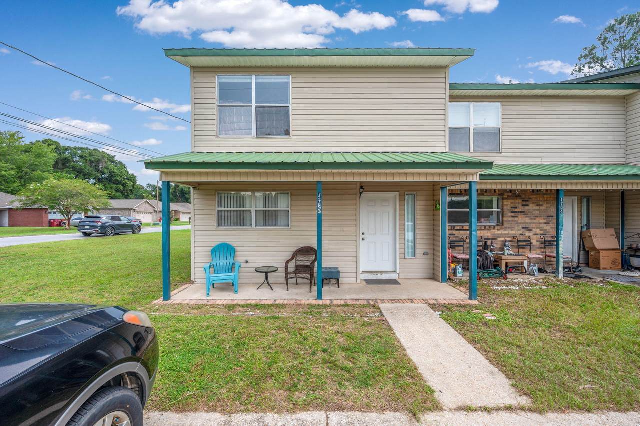 1702 1St Avenue - Photo 1