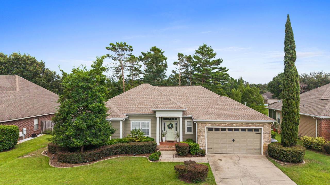 239 Mango Lane - Photo 1