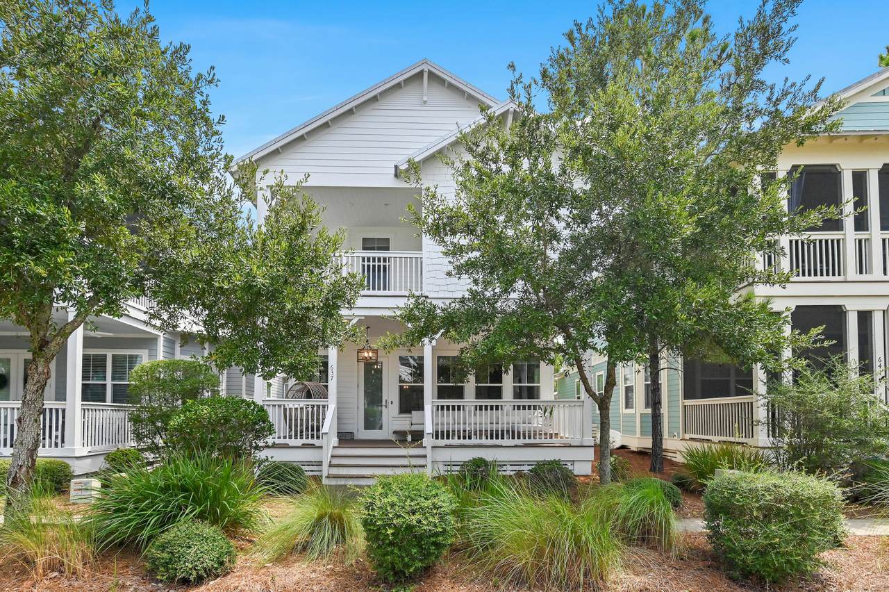 637 Flatwoods Forest Loop - Photo 1