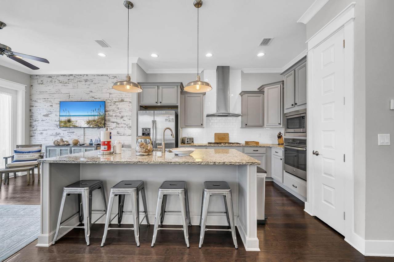 91 Milestone Drive - Photo 1