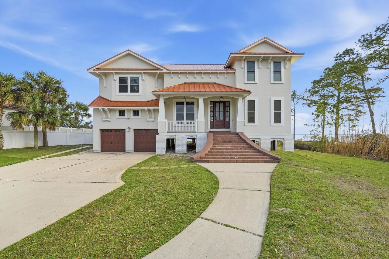 431 Atwater Court - Photo 1
