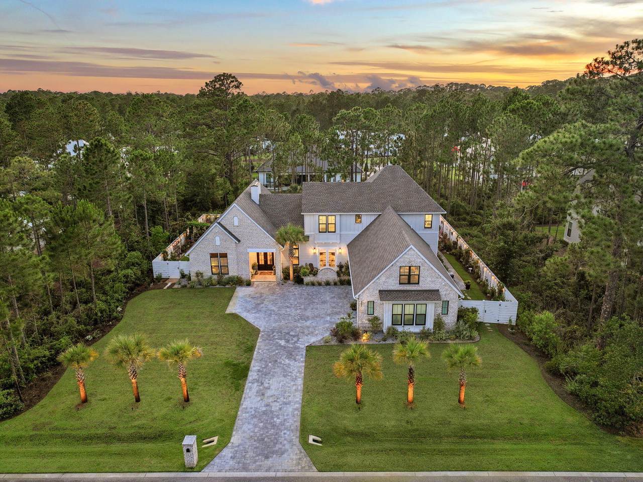 267 Hideaway Circle - Photo 1
