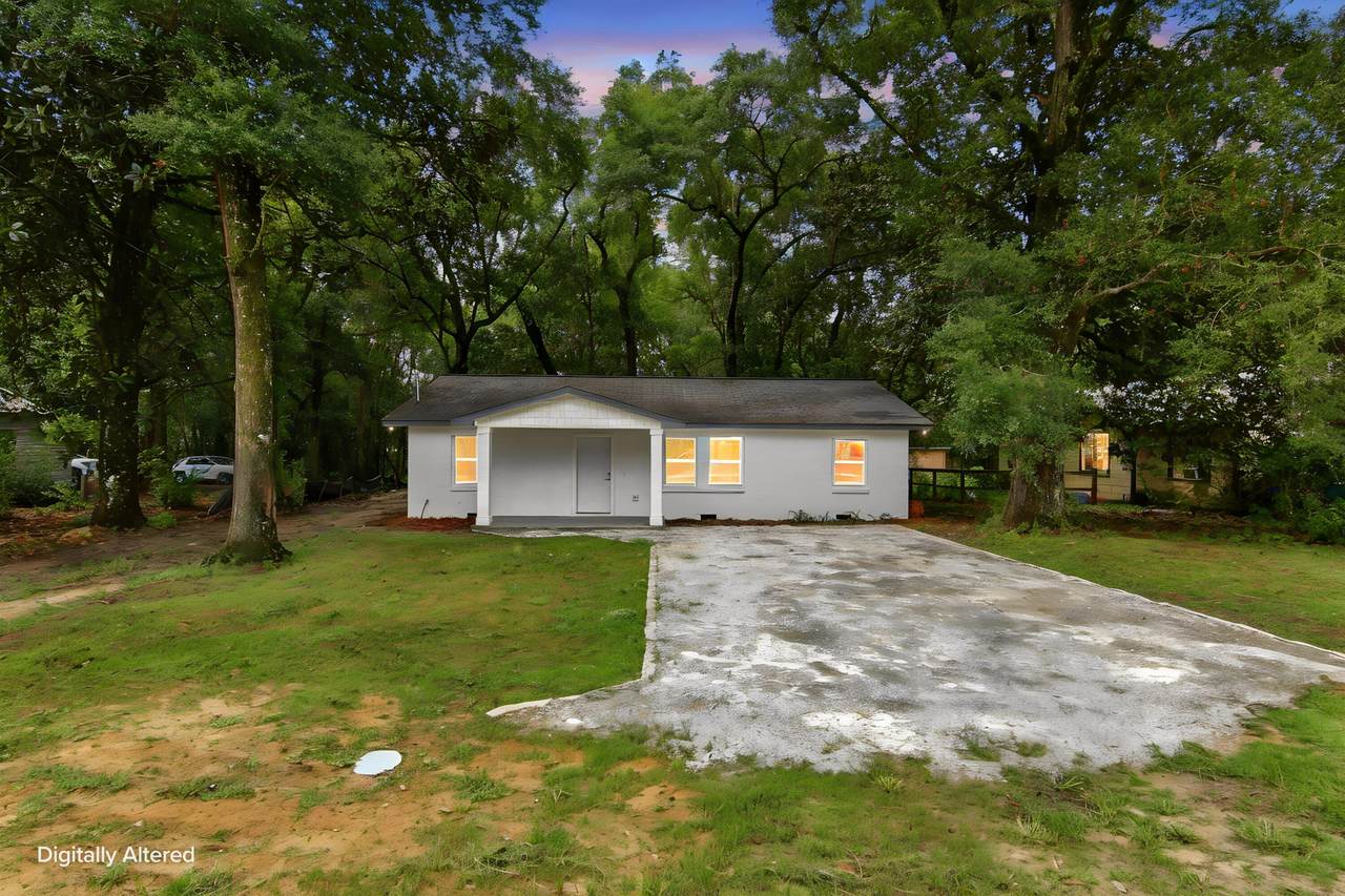 101 Live Oak Avenue - Photo 1