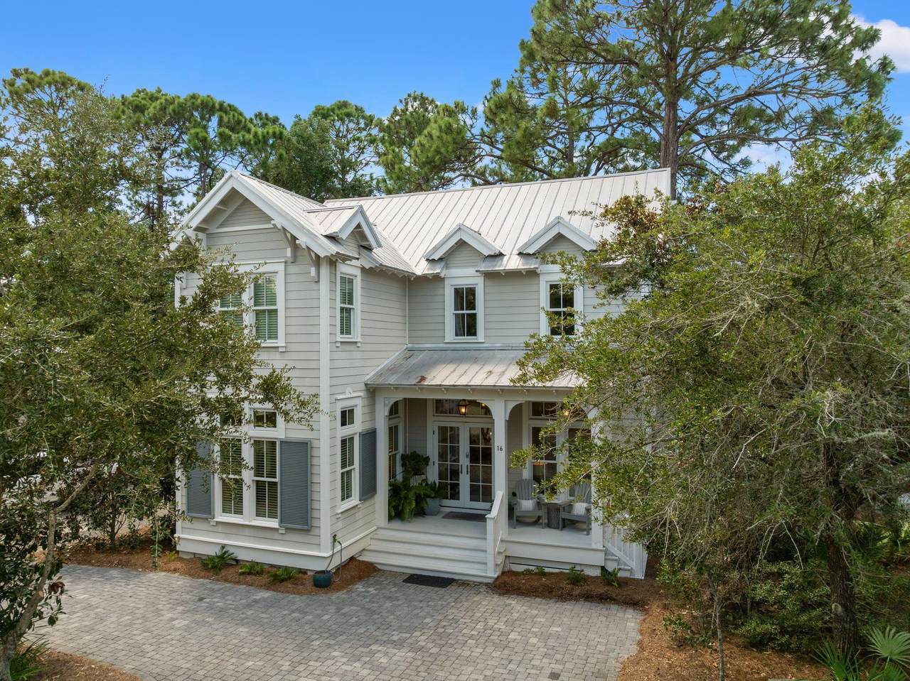 16 Spanish Moss Lane - Photo 1