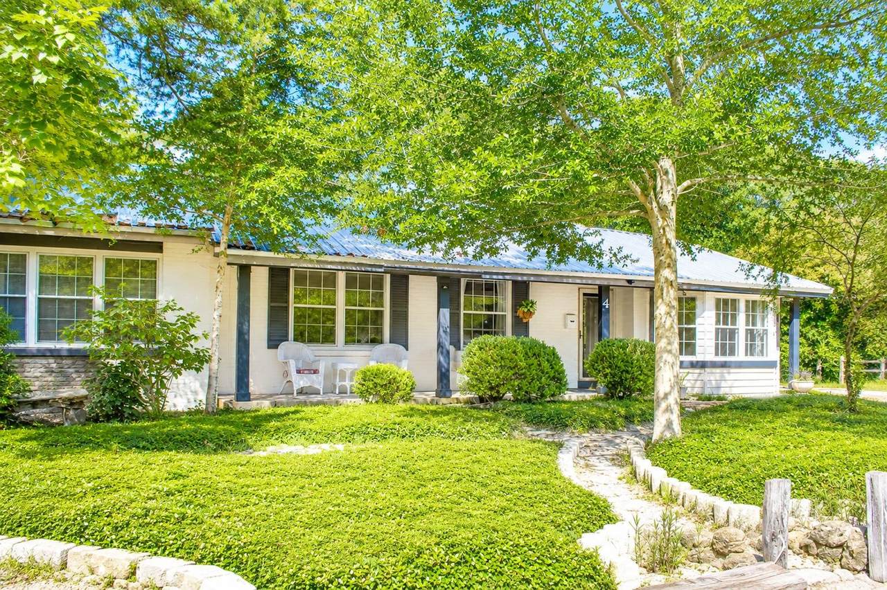 4 Bay Drive - Photo 1