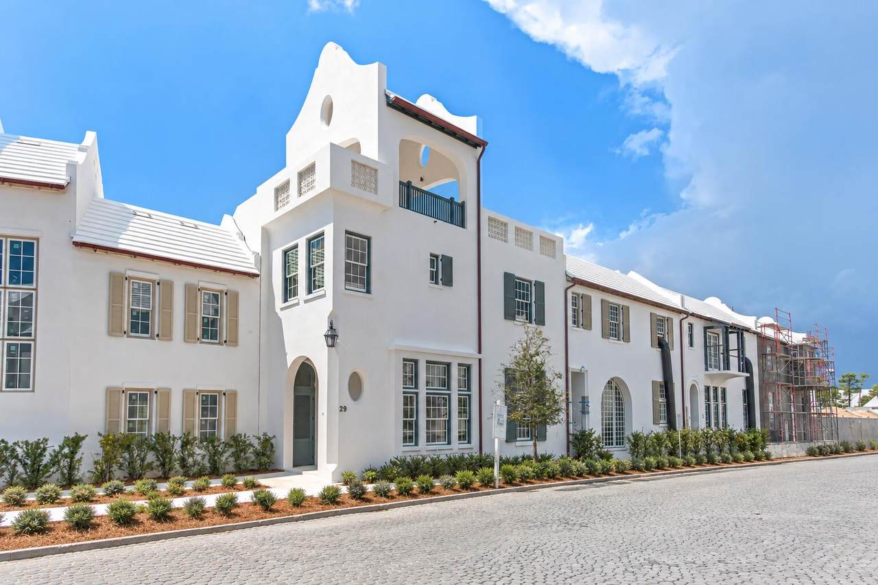 29 Sea Garden Street - Photo 1