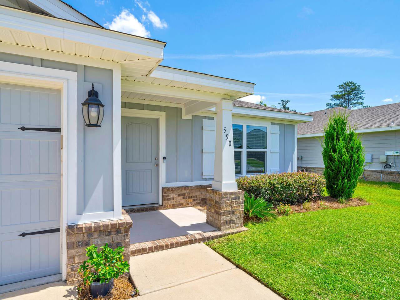 https://bt-photos.global.ssl.fastly.net/emerald/1280_boomver_1_1011472-2.jpg